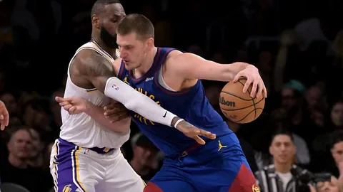 德乙18胜13期号专家质合分析推荐前区十码